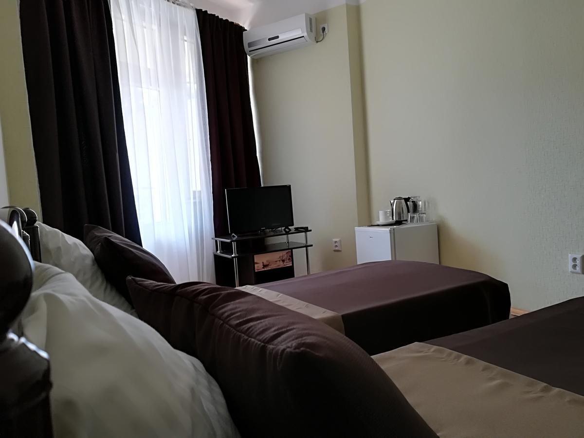 Гостиница Ива Γκάγκρα Εξωτερικό φωτογραφία